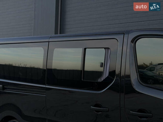 Черный Рено Трафик, объемом двигателя 2 л и пробегом 168 тыс. км за 23999 $, фото 27 на Automoto.ua