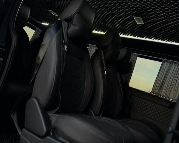 Черный Рено Трафик, объемом двигателя 2 л и пробегом 168 тыс. км за 23999 $, фото 42 на Automoto.ua