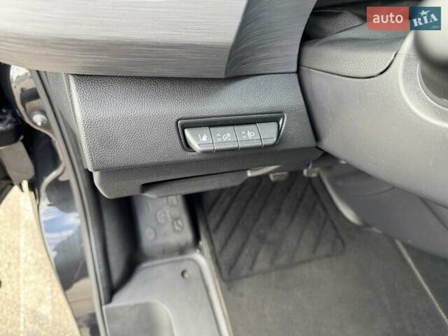 Чорний Рено Трафік, об'ємом двигуна 2 л та пробігом 85 тис. км за 39500 $, фото 9 на Automoto.ua