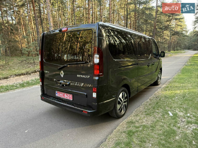 Черный Рено Трафик, объемом двигателя 2 л и пробегом 160 тыс. км за 33800 $, фото 13 на Automoto.ua