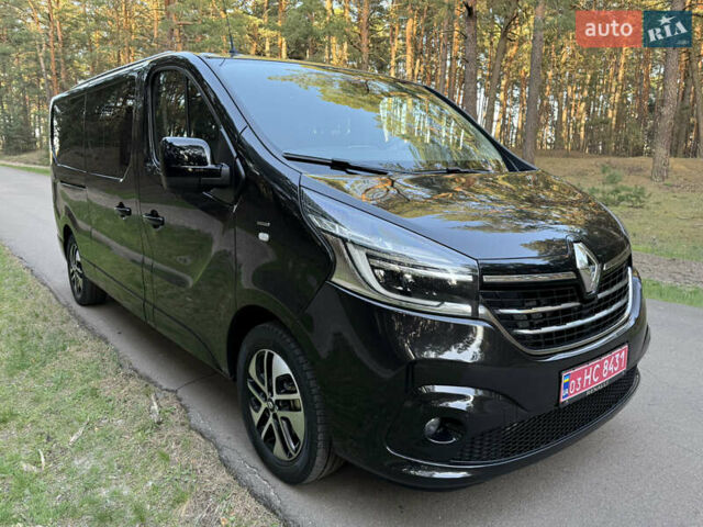 Черный Рено Трафик, объемом двигателя 2 л и пробегом 160 тыс. км за 33800 $, фото 94 на Automoto.ua
