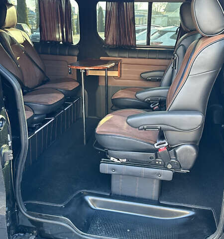 Черный Рено Трафик, объемом двигателя 2 л и пробегом 174 тыс. км за 31400 $, фото 39 на Automoto.ua