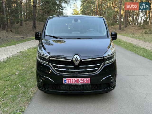 Черный Рено Трафик, объемом двигателя 2 л и пробегом 160 тыс. км за 33800 $, фото 71 на Automoto.ua