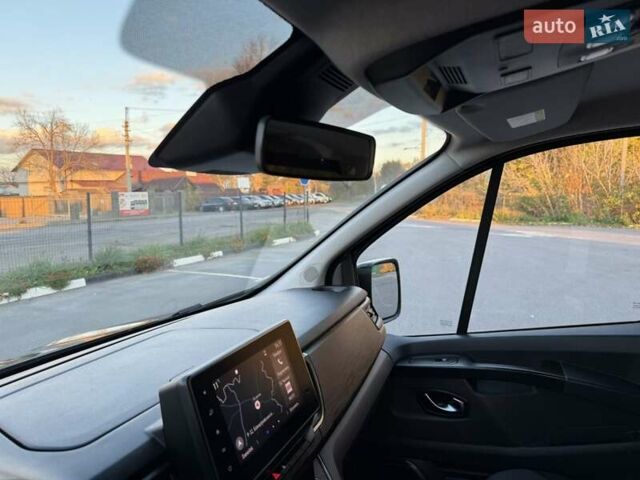 Черный Рено Трафик, объемом двигателя 2 л и пробегом 124 тыс. км за 28450 $, фото 28 на Automoto.ua