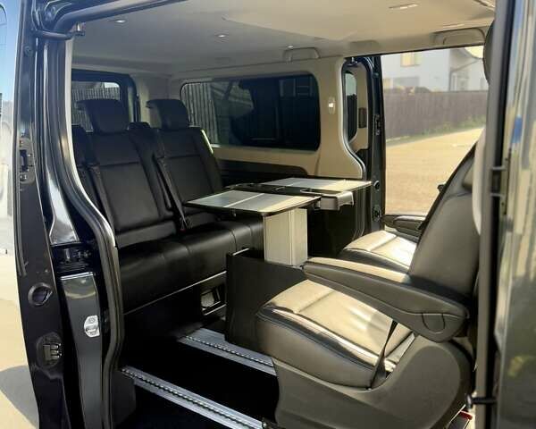 Чорний Рено Трафік, об'ємом двигуна 2 л та пробігом 85 тис. км за 42300 $, фото 67 на Automoto.ua