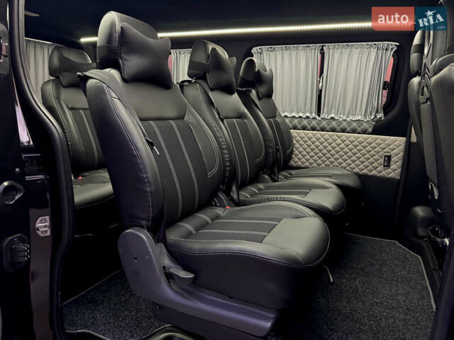Черный Рено Трафик, объемом двигателя 2 л и пробегом 176 тыс. км за 30500 $, фото 23 на Automoto.ua