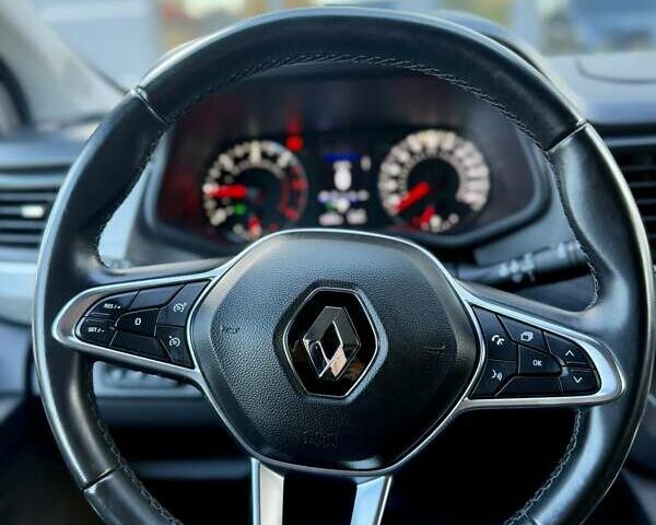 Чорний Рено Трафік, об'ємом двигуна 2 л та пробігом 85 тис. км за 42300 $, фото 97 на Automoto.ua