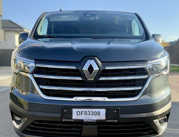 Чорний Рено Трафік, об'ємом двигуна 2 л та пробігом 85 тис. км за 42300 $, фото 7 на Automoto.ua