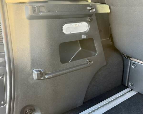 Чорний Рено Трафік, об'ємом двигуна 2 л та пробігом 85 тис. км за 42300 $, фото 54 на Automoto.ua