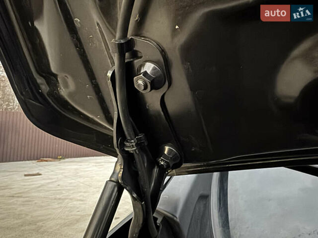 Черный Рено Трафик, объемом двигателя 2 л и пробегом 176 тыс. км за 30500 $, фото 46 на Automoto.ua