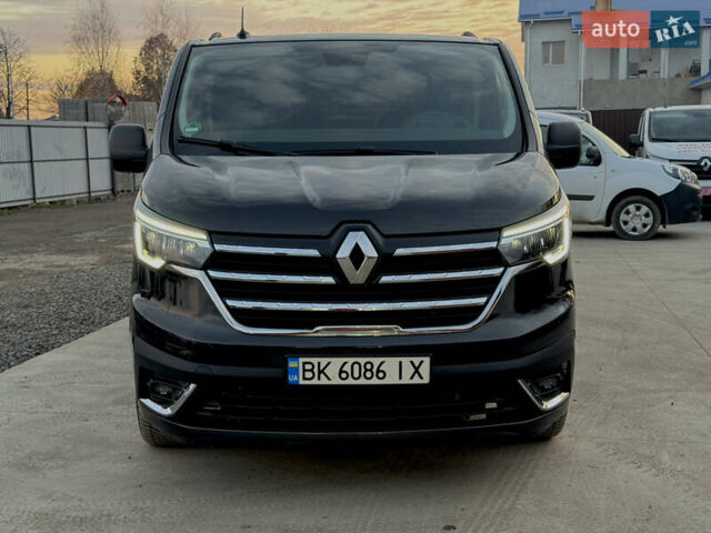 Черный Рено Трафик, объемом двигателя 2 л и пробегом 176 тыс. км за 30500 $, фото 4 на Automoto.ua