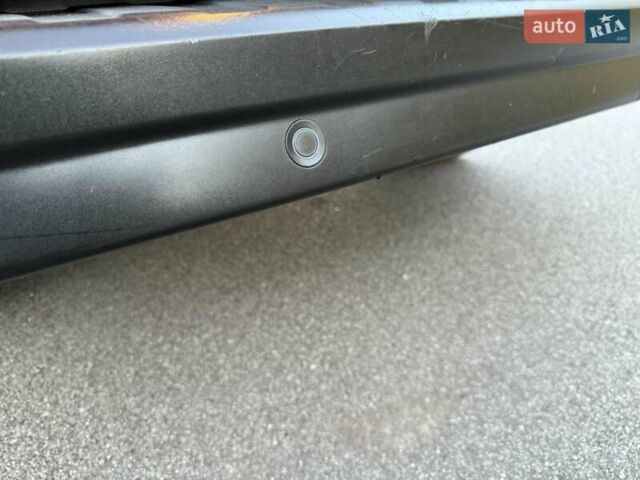 Черный Рено Трафик, объемом двигателя 2 л и пробегом 124 тыс. км за 28450 $, фото 48 на Automoto.ua