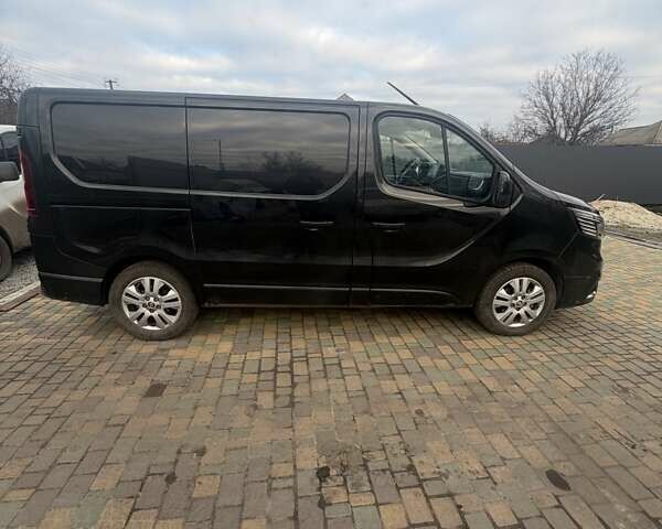 Чорний Рено Трафік, об'ємом двигуна 2 л та пробігом 45 тис. км за 28990 $, фото 6 на Automoto.ua