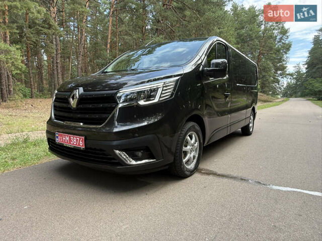 Чорний Рено Трафік, об'ємом двигуна 2 л та пробігом 95 тис. км за 39800 $, фото 76 на Automoto.ua