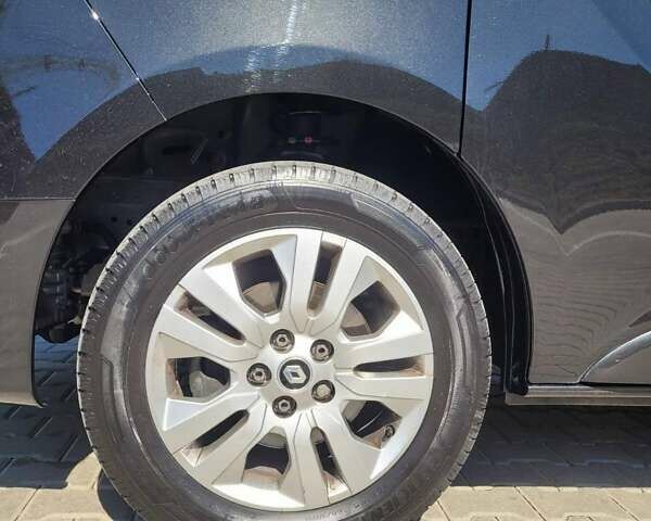 Черный Рено Трафик, объемом двигателя 2 л и пробегом 45 тыс. км за 30500 $, фото 6 на Automoto.ua