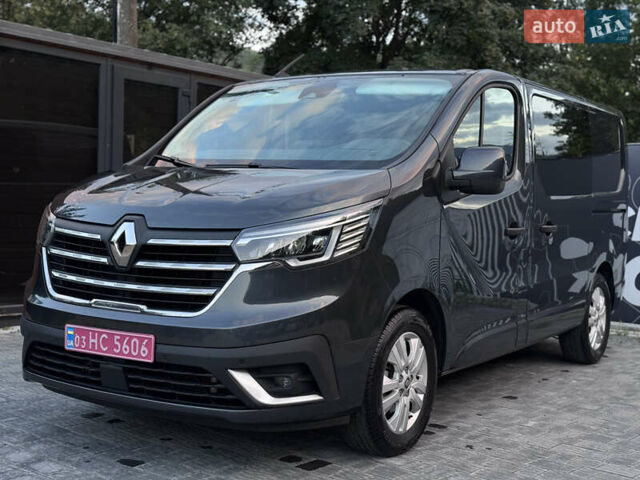 Черный Рено Трафик, объемом двигателя 2 л и пробегом 48 тыс. км за 32800 $, фото 26 на Automoto.ua