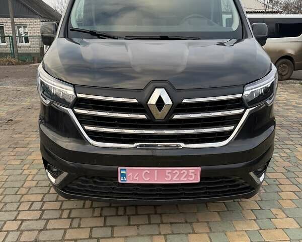 Чорний Рено Трафік, об'ємом двигуна 2 л та пробігом 45 тис. км за 28990 $, фото 5 на Automoto.ua