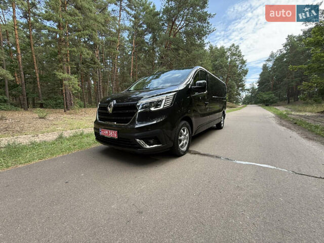 Чорний Рено Трафік, об'ємом двигуна 2 л та пробігом 95 тис. км за 39800 $, фото 77 на Automoto.ua