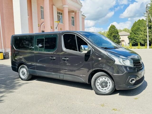 Черный Рено Трафик, объемом двигателя 1.6 л и пробегом 87 тыс. км за 19800 $, фото 3 на Automoto.ua