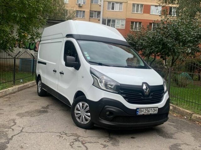 Белый Рено Трафик груз-пасс., объемом двигателя 0 л и пробегом 180 тыс. км за 12600 $, фото 2 на Automoto.ua