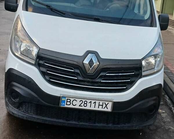 Білий Рено Трафік вант-пас., об'ємом двигуна 1.6 л та пробігом 207 тис. км за 11495 $, фото 2 на Automoto.ua
