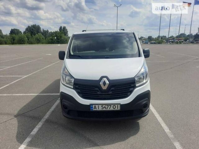 Белый Рено Трафик груз-пасс., объемом двигателя 1.6 л и пробегом 306 тыс. км за 12100 $, фото 2 на Automoto.ua