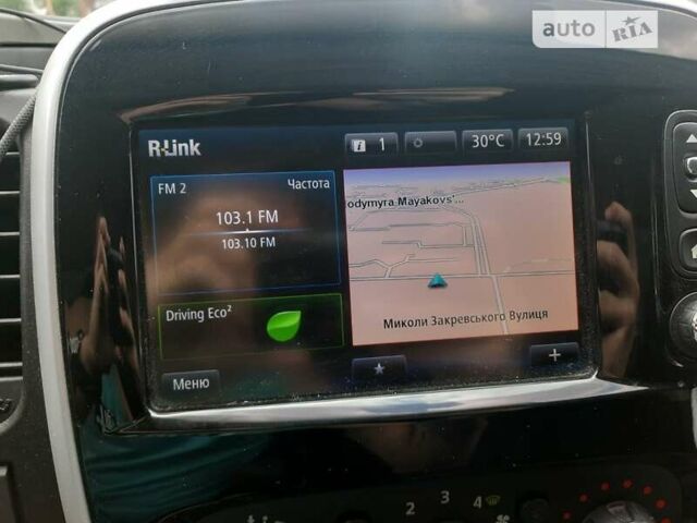 Белый Рено Трафик груз-пасс., объемом двигателя 1.6 л и пробегом 306 тыс. км за 12100 $, фото 18 на Automoto.ua