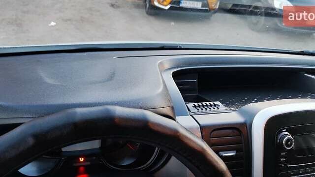 Белый Рено Трафик груз-пасс., объемом двигателя 1.6 л и пробегом 260 тыс. км за 16400 $, фото 9 на Automoto.ua