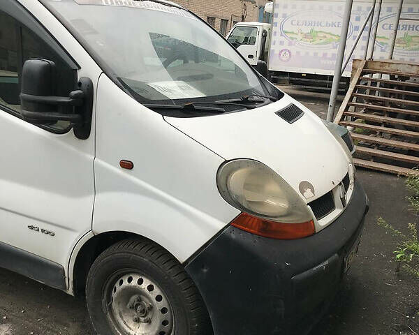 Бежевий Рено Трафік вант-пас., об'ємом двигуна 2.1 л та пробігом 250 тис. км за 3000 $, фото 1 на Automoto.ua
