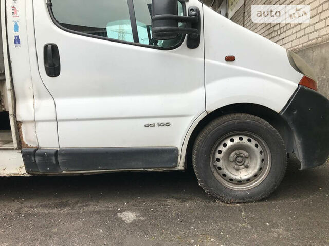 Бежевий Рено Трафік вант-пас., об'ємом двигуна 2.1 л та пробігом 250 тис. км за 3000 $, фото 4 на Automoto.ua