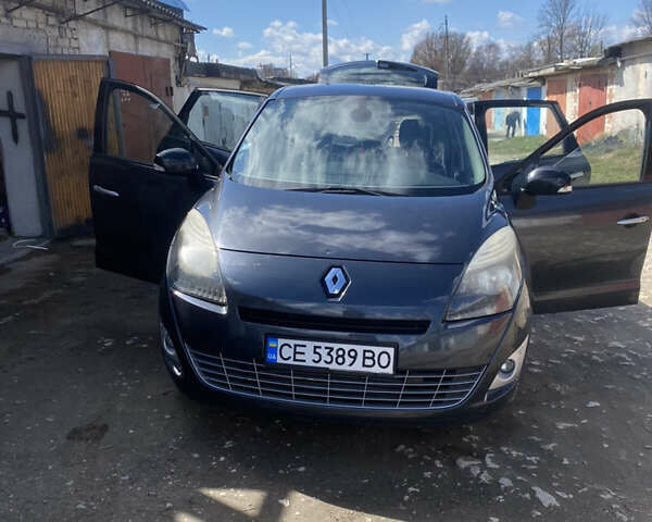 Черный Рено Трафик груз-пасс., объемом двигателя 1.9 л и пробегом 250 тыс. км за 7000 $, фото 4 на Automoto.ua
