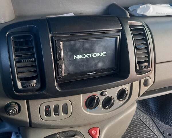 Червоний Рено Трафік вант-пас., об'ємом двигуна 0 л та пробігом 304 тис. км за 8600 $, фото 5 на Automoto.ua