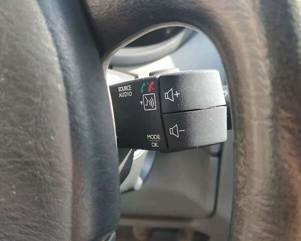Рено Трафик груз-пасс., объемом двигателя 2.5 л и пробегом 3 тыс. км за 11000 $, фото 11 на Automoto.ua