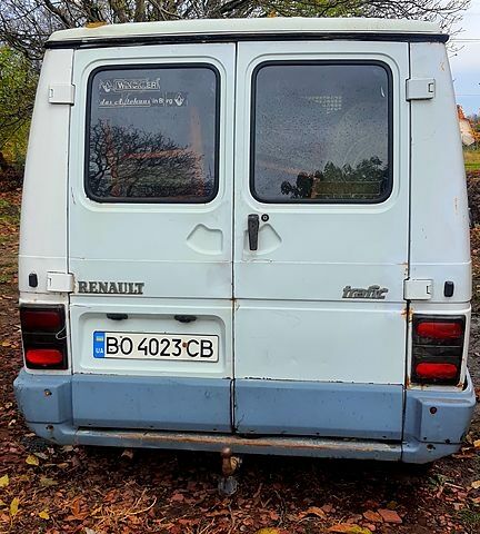 Рено Трафік вант-пас., об'ємом двигуна 2 л та пробігом 130 тис. км за 2000 $, фото 2 на Automoto.ua