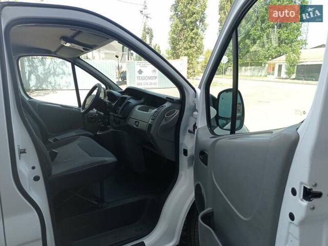Рено Трафик груз-пасс., объемом двигателя 2 л и пробегом 251 тыс. км за 9500 $, фото 20 на Automoto.ua
