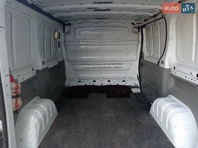Рено Трафик груз-пасс., объемом двигателя 2 л и пробегом 251 тыс. км за 9500 $, фото 18 на Automoto.ua