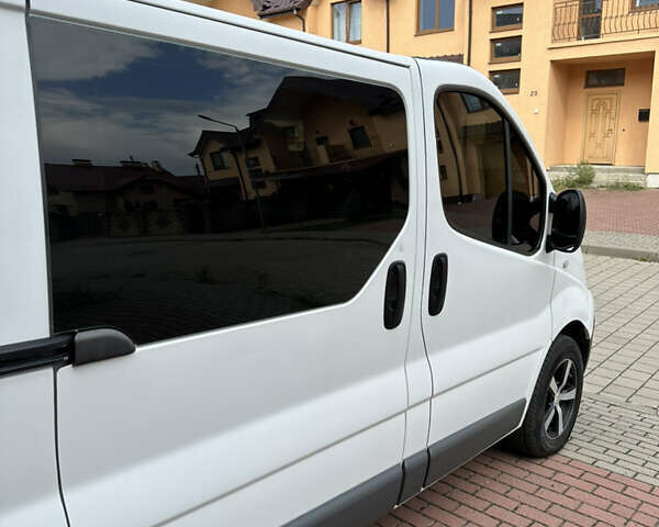 Рено Трафик груз-пасс., объемом двигателя 0 л и пробегом 238 тыс. км за 8700 $, фото 8 на Automoto.ua