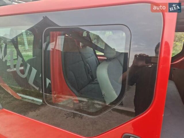 Рено Трафік вант-пас., об'ємом двигуна 1.87 л та пробігом 375 тис. км за 7800 $, фото 22 на Automoto.ua
