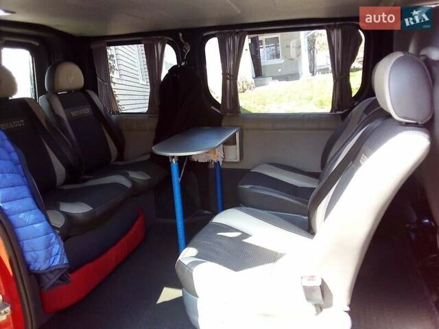 Рено Трафик груз-пасс., объемом двигателя 1.9 л и пробегом 270 тыс. км за 8800 $, фото 8 на Automoto.ua