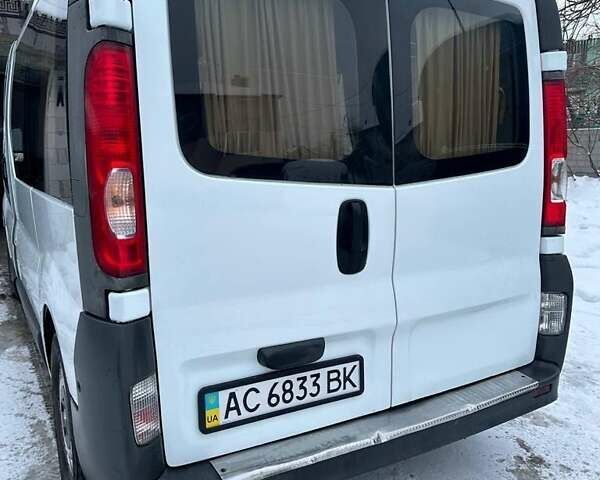 Рено Трафик груз-пасс., объемом двигателя 2 л и пробегом 351 тыс. км за 8400 $, фото 6 на Automoto.ua