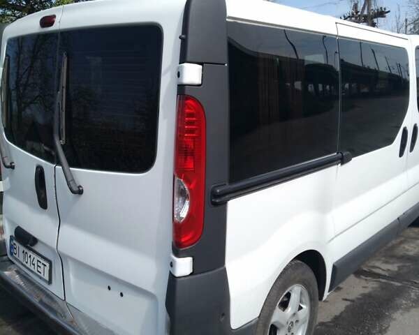 Рено Трафик груз-пасс., объемом двигателя 2 л и пробегом 282 тыс. км за 8500 $, фото 1 на Automoto.ua