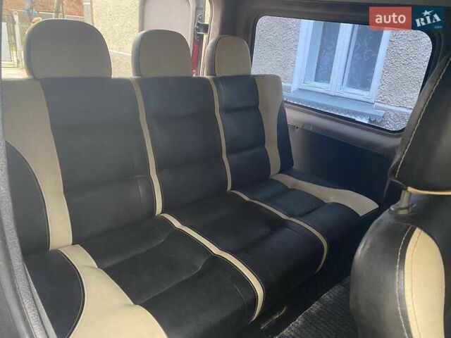 Рено Трафик груз-пасс., объемом двигателя 0 л и пробегом 294 тыс. км за 9500 $, фото 1 на Automoto.ua