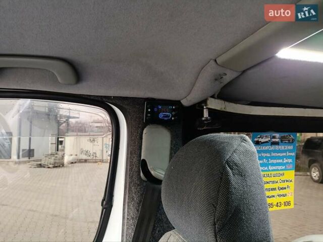 Рено Трафик груз-пасс., объемом двигателя 2 л и пробегом 360 тыс. км за 7300 $, фото 1 на Automoto.ua