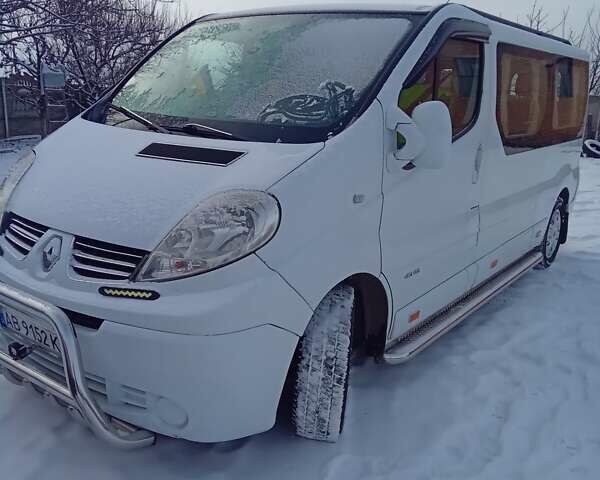 Рено Трафик груз-пасс., объемом двигателя 2 л и пробегом 365 тыс. км за 9900 $, фото 3 на Automoto.ua