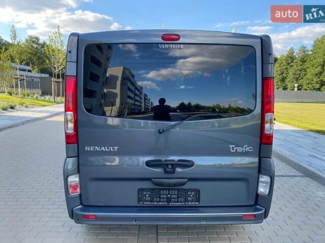 Рено Трафік вант-пас., об'ємом двигуна 2 л та пробігом 221 тис. км за 10000 $, фото 5 на Automoto.ua