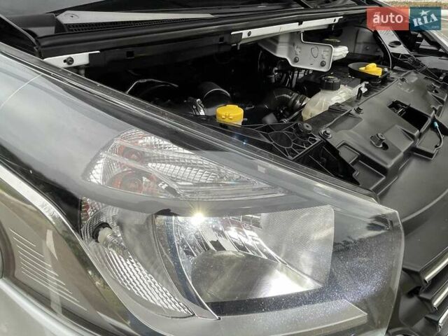 Рено Трафик груз-пасс., объемом двигателя 1.6 л и пробегом 220 тыс. км за 17100 $, фото 37 на Automoto.ua