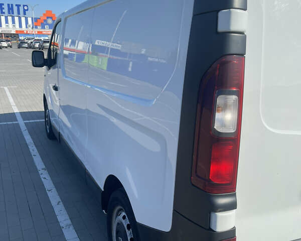 Рено Трафик груз-пасс., объемом двигателя 0 л и пробегом 1 тыс. км за 15000 $, фото 8 на Automoto.ua