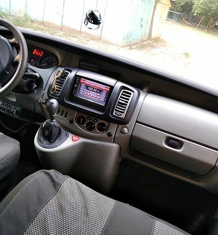 Рено Трафик груз-пасс., объемом двигателя 1.9 л и пробегом 289 тыс. км за 6900 $, фото 3 на Automoto.ua