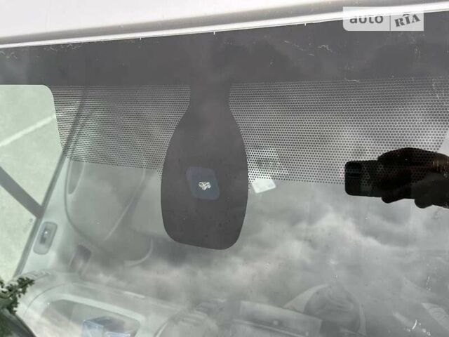 Серый Рено Трафик груз-пасс., объемом двигателя 2 л и пробегом 232 тыс. км за 10800 $, фото 15 на Automoto.ua