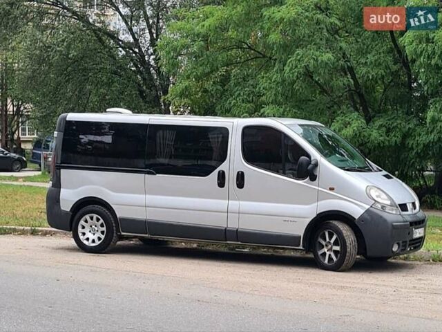 Сірий Рено Трафік вант-пас., об'ємом двигуна 1.9 л та пробігом 280 тис. км за 8950 $, фото 3 на Automoto.ua